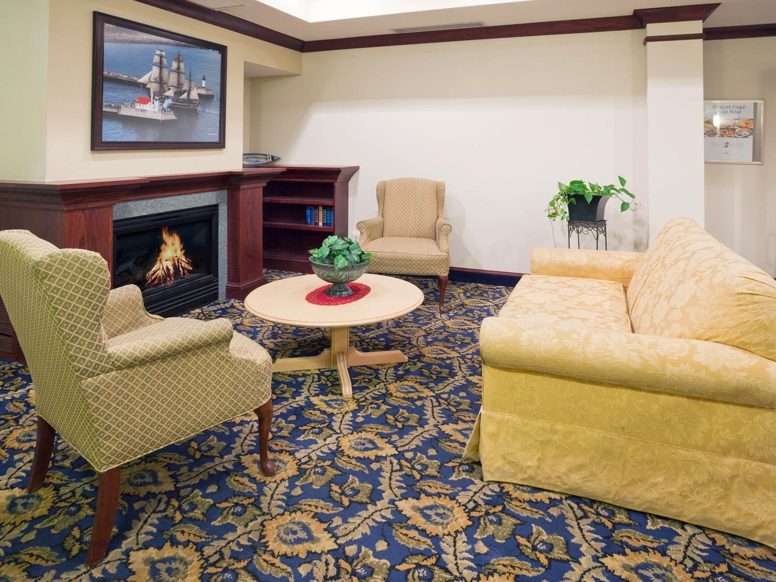 Holiday Inn Express & Suites Superior By Ihg Ngoại thất bức ảnh