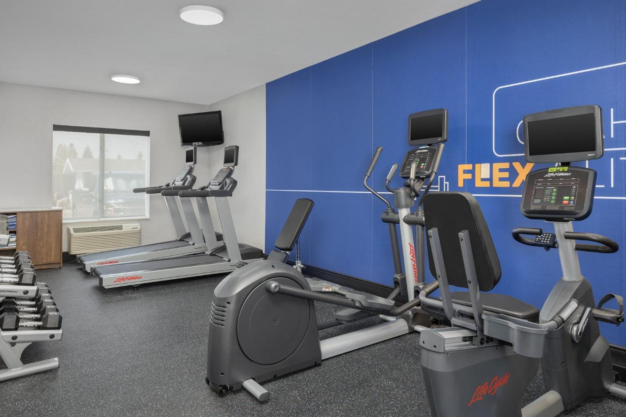 Holiday Inn Express & Suites Superior By Ihg Ngoại thất bức ảnh